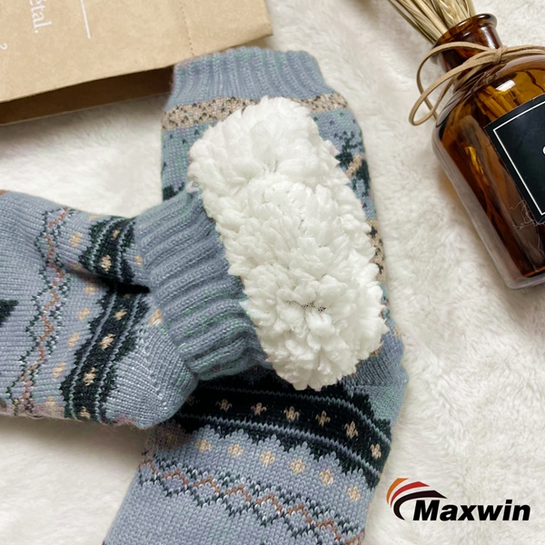 Ladies Home Socks with Nordic Design S nowflake and Sherpa Lining Cabin Socks -5